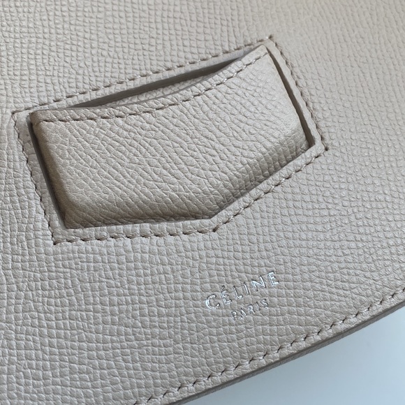 CELINE medium trotteur leather crossbody bag - Picture 6 of 6
